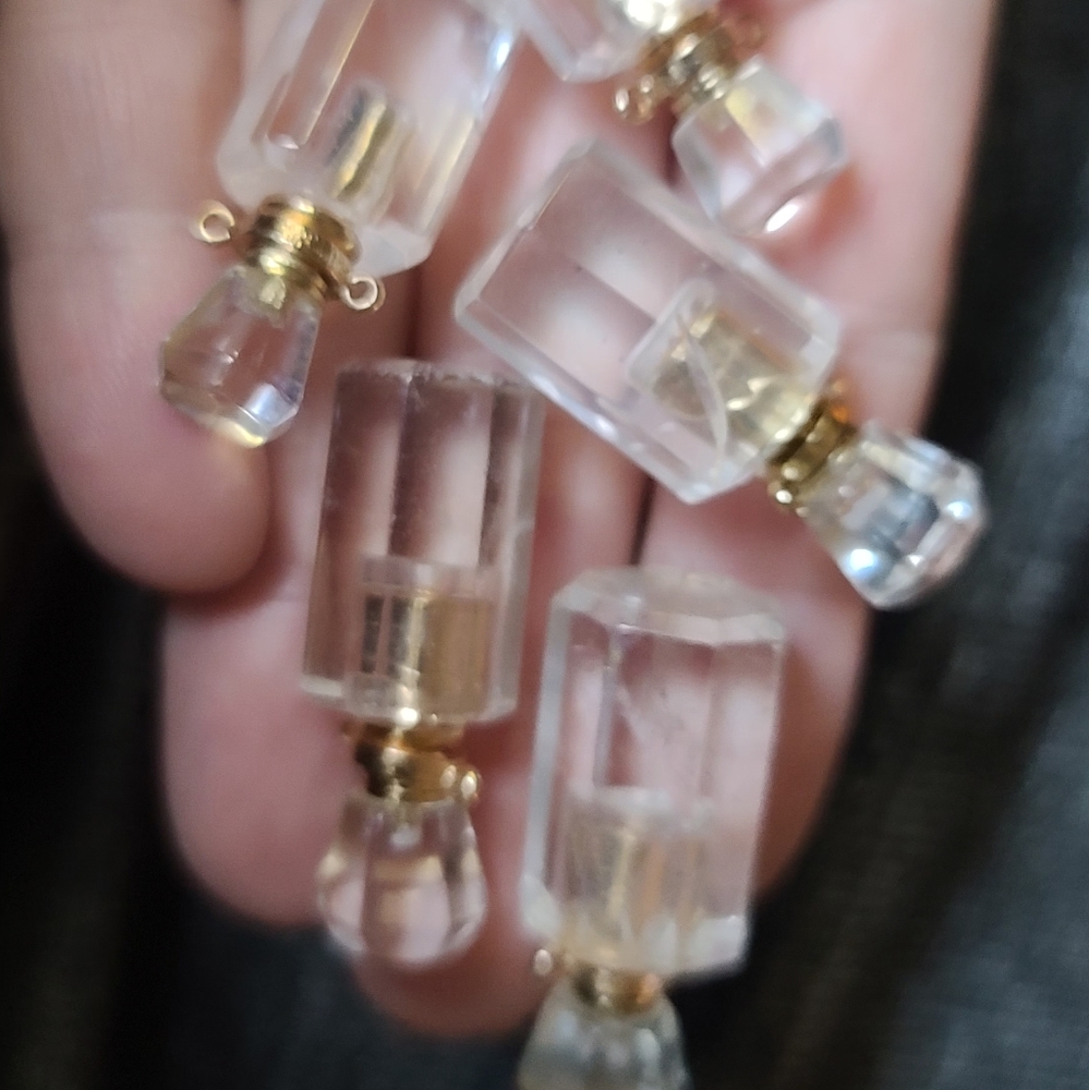 SOLD OUT! Clear quartz stone bottle pendants - Picture 4 of 6